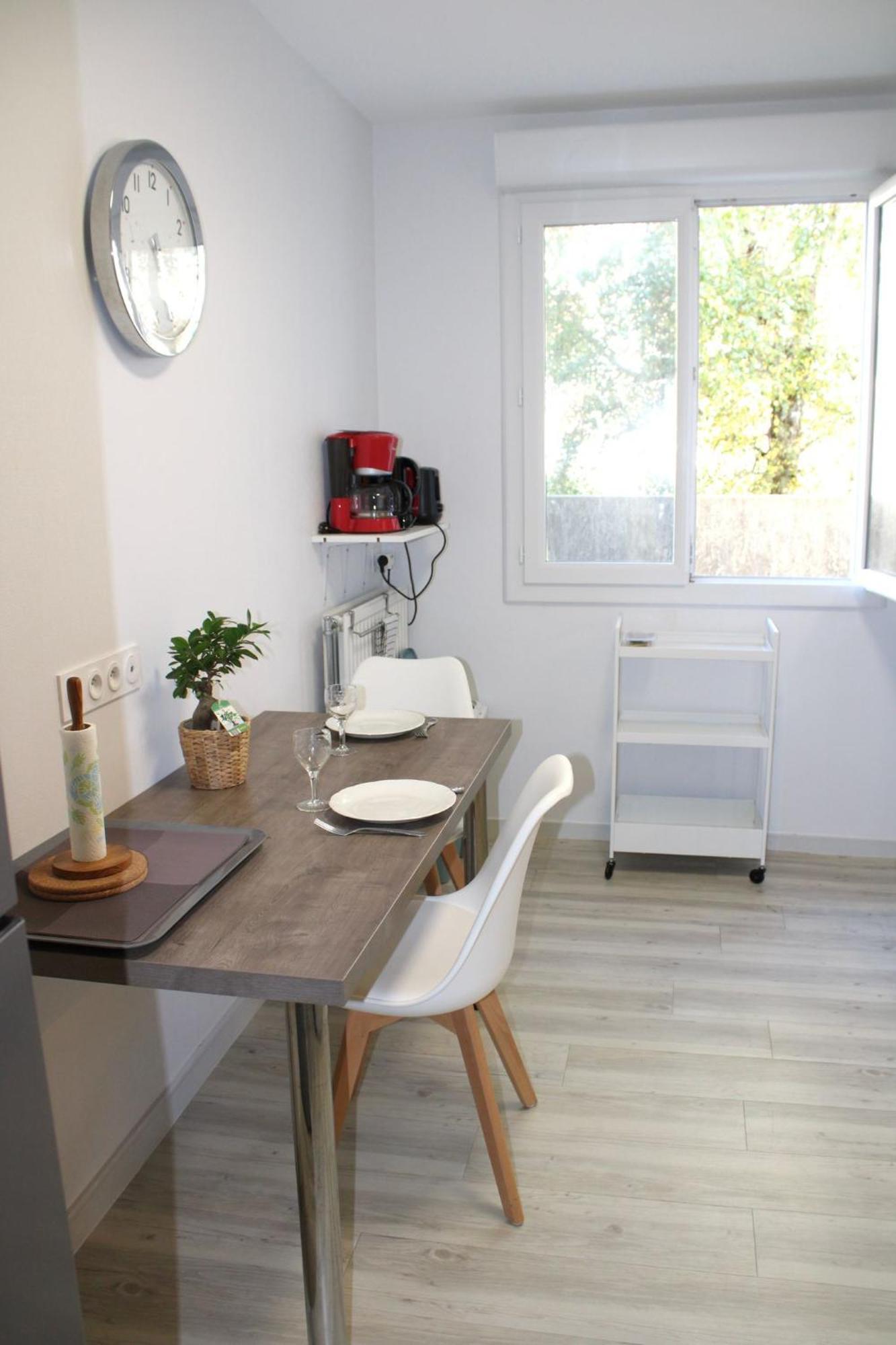 Appartement Hyper Centre Avec Garage Prive Concarneau Eksteriør bilde